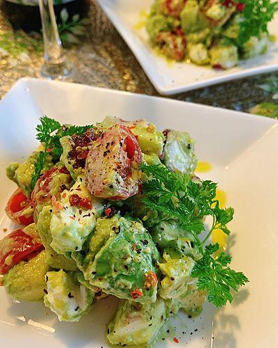 タコとアボカドとクリームチーズのマリネ