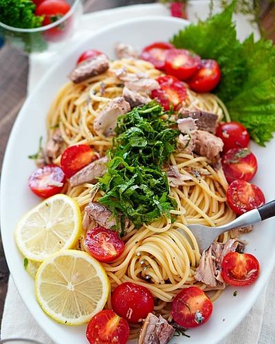 鯖缶とトマトの冷製レモン風味パスタ