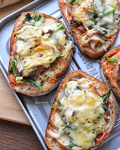 バケットdeキノコソテーピザ風