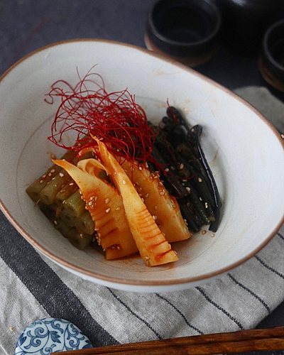 絶品ダレでやみつき！ピリ辛ナムル3種