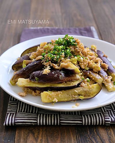 レンチンなすと鶏肉味噌のサッと炒め