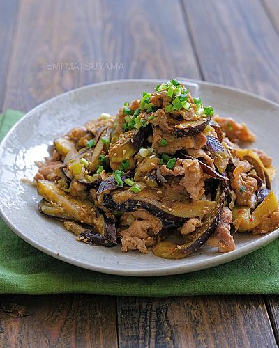 豚こまなすのピリ辛ごま味噌ねぎ炒め