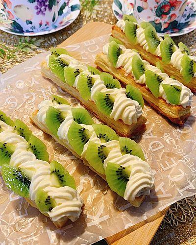 キウイのチーズクリームパイ