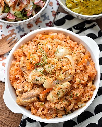 お肉ごろごろチキンライス