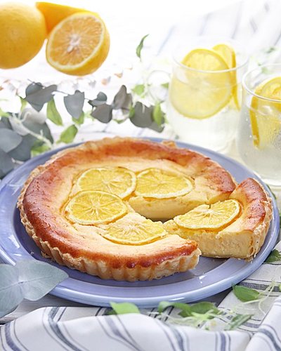 凍パイシートで！レモン香る濃厚ベイクドチーズケーキパイ