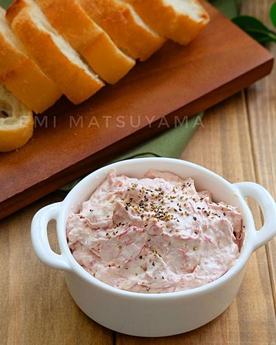 混ぜるだけ！簡単過ぎる！＊マスカルポーネとコンビーフのパテ＊