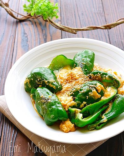 ごろっとピーマンの卵チーズ炒め﻿