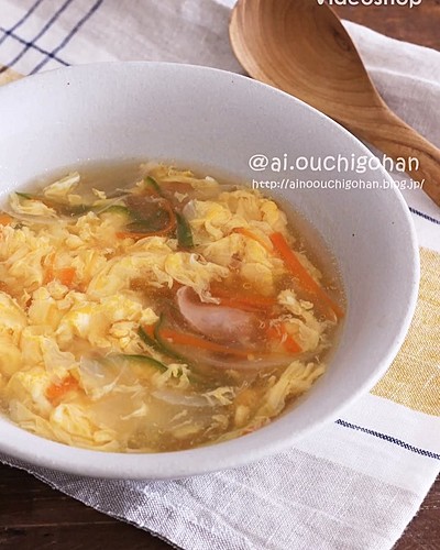 ふんわりたまごのコツ♡たっぷり野菜のたまごスープ