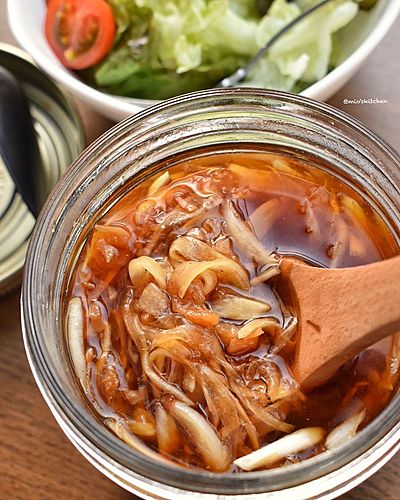 新玉ねぎと梅干しの甘酢ダレ