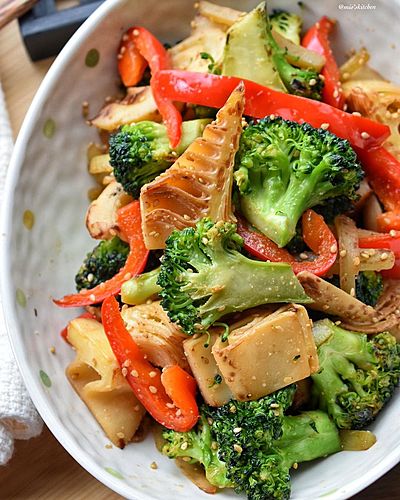 たけのことブロッコリーの焼きナムル