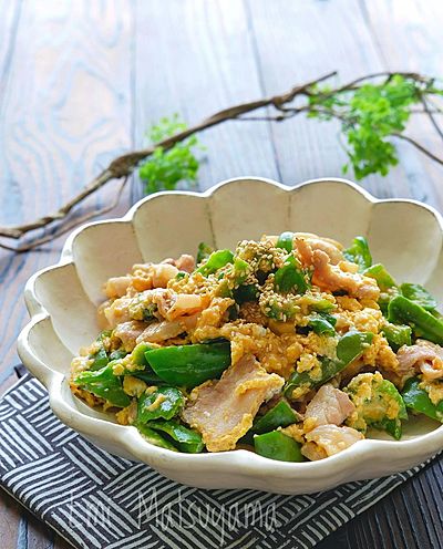 レンジで簡単！甘辛豚たまピーマン﻿