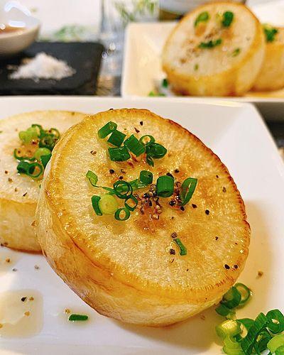 お塩でいただく、大根の和風ステーキ