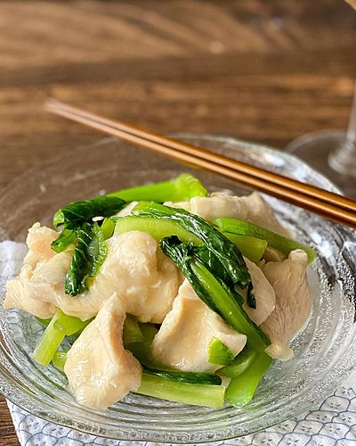 さっぱりヘルシーおつまみ♡水晶鶏と小松菜のわさびレモン和え
