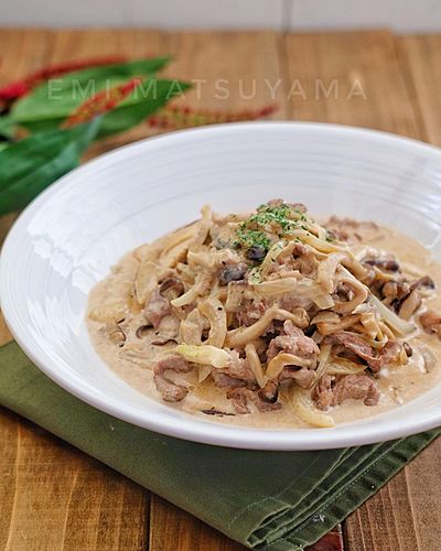 牛肉ときのこのクリーム煮