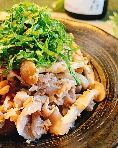 豚肉としめじの塩麹炒め