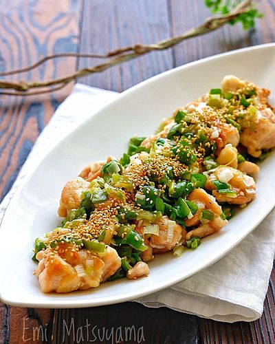 ジューシー！鶏肉の旨塩甘酢ねぎピー炒め﻿