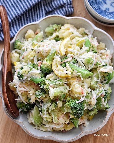 ブロッコリーとレモンのポテトサラダ