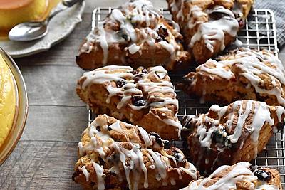 バター不使用 ・30分 定番おやつ・アメリカンスコーン