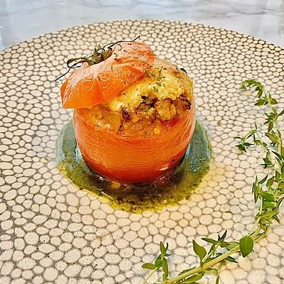 完熟トマトのファルシ