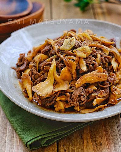 牛肉と舞茸のにんにくオイバター炒め