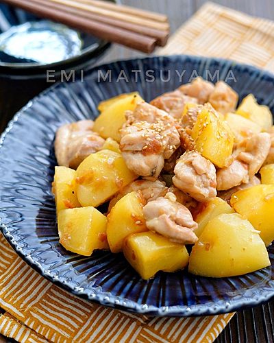 鶏肉とじゃがいもの梅バター炒め