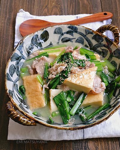 絹厚揚げと小松菜と豚こまの旨だしとろみ煮