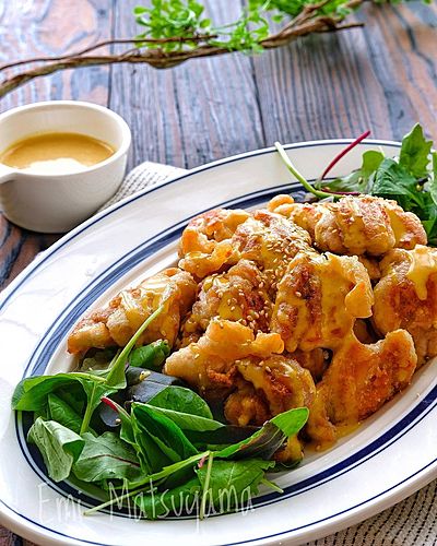 揚げずに簡単！カリッとチキンハニーマスタードソース(韓国風)﻿