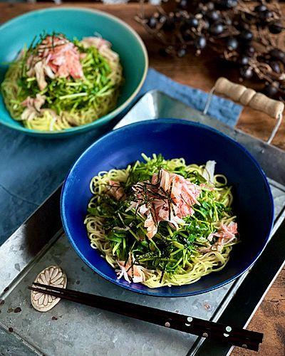 ＼味付けいらず！／ きのことアスパラのガーリックアンチョビ炒め