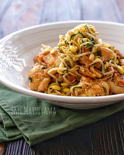 ジューシーチキンの豆もやし和え