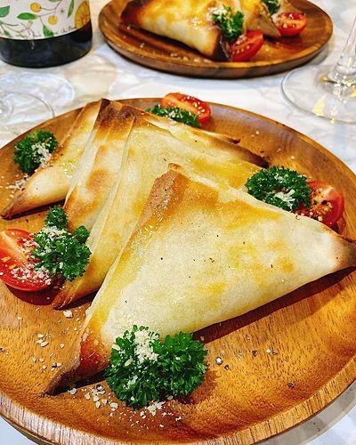 ホワイトシチューの春巻き