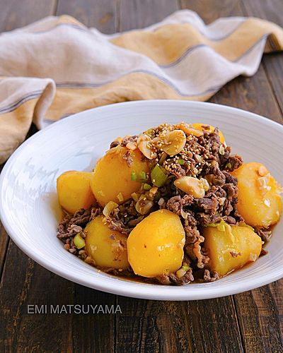 しっかり味染み！お肉柔らか！韓国風スタミナ肉じゃが ⁡