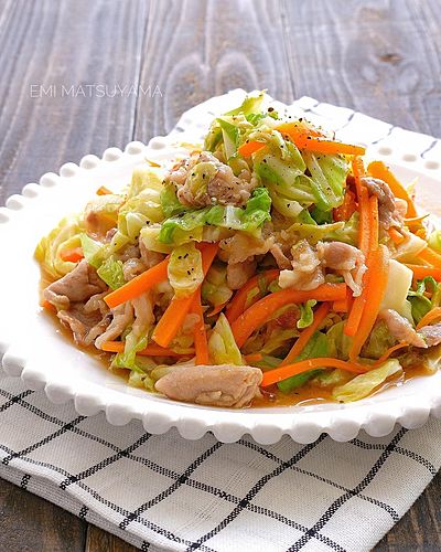 豚こまと春キャベツとにんじんの旨味噌マヨ炒め