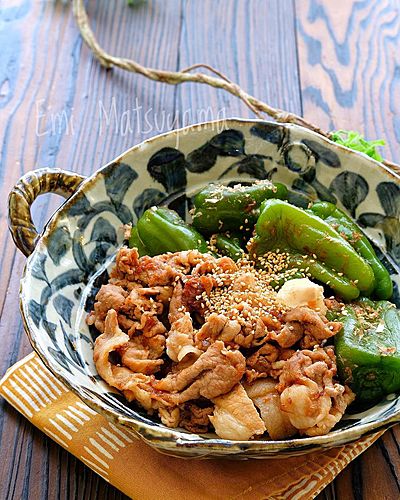 豚肉と丸ごとピーマンの甘辛おかか煮﻿