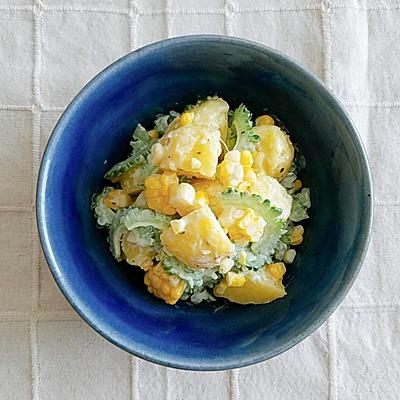 ゴーヤととうもろこしのごろっとポテサラ