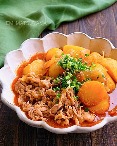 お肉やわらか！ピリ辛味染み！韓国風豚肉じゃが