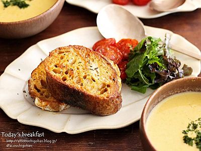 甘くないフレンチトースト