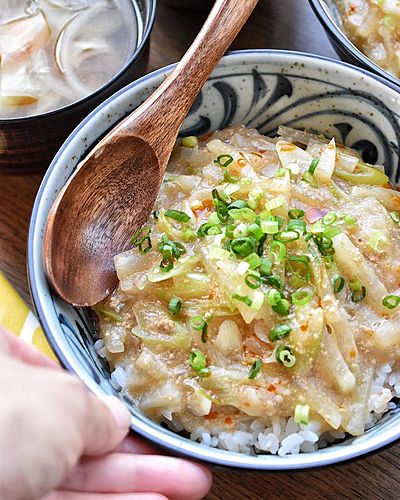 とりそぼろde参鶏湯風あんかけ丼
