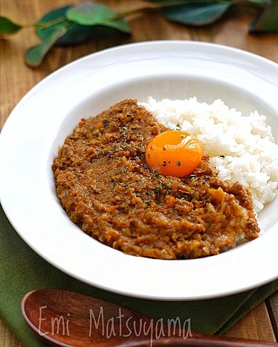 レンジで出来ちゃうやみつきドライカレー
