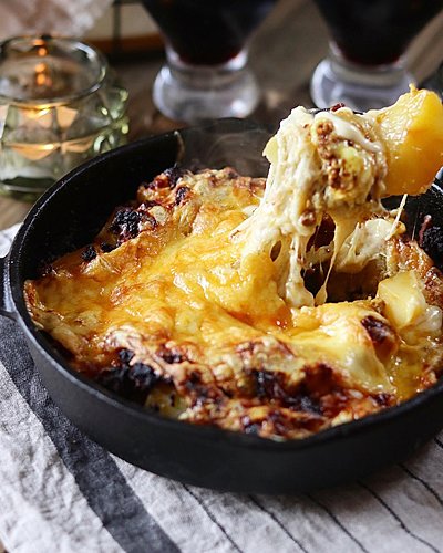 じゃがいも&キーマカレーのたっぷりチーズ焼き