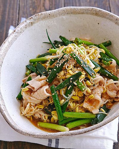 豆もやしと豚バラのごまネギ和え﻿