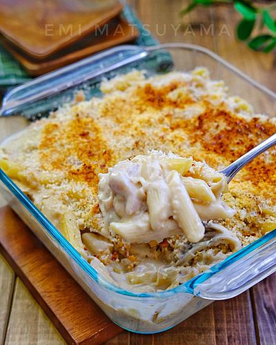 具沢山！＊きのこと鶏肉の簡単コクうまグラタン＊