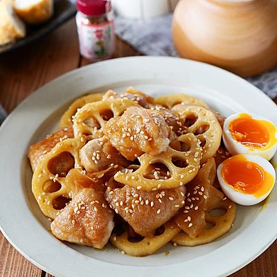 【フライパンひとつ・調味料２つ】鶏肉とれんこんの甘酢炒め煮