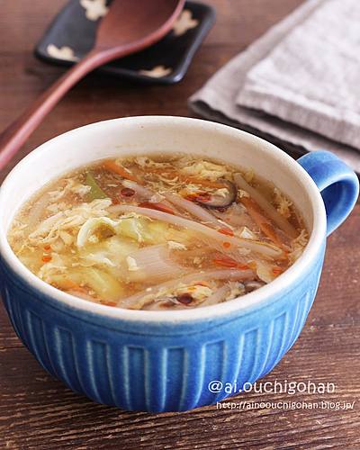 具沢山が嬉しい酸辣湯風スープ