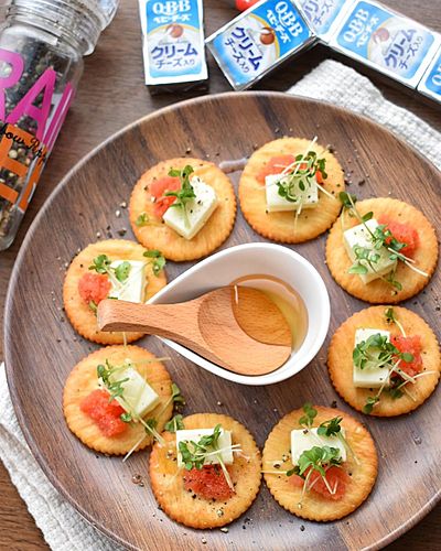 明太チーズの蜂蜜ペッパーがけ