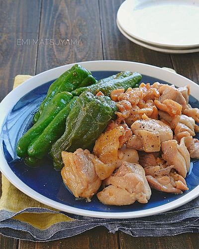 丸ごとピーマンと鶏肉のマヨソテー