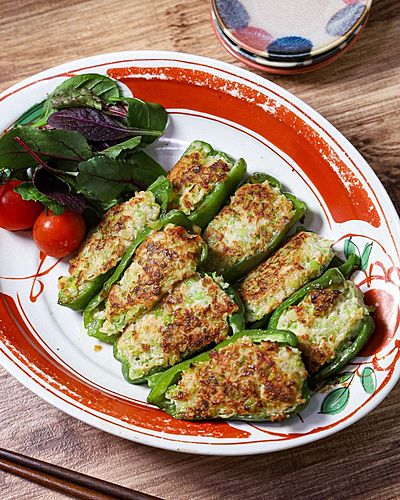 皮なし餃子！野菜たっぷり『ピーマンの肉詰め餃子』