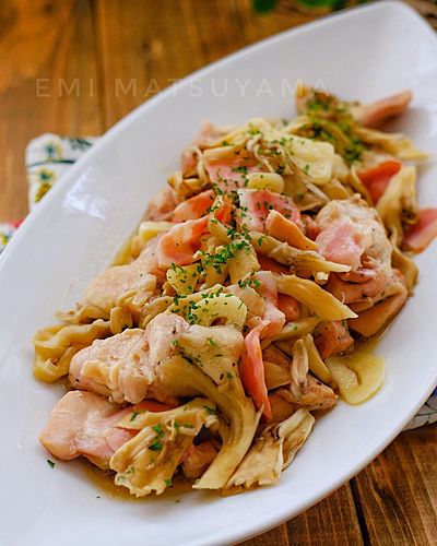 レンジで＊鶏肉と舞茸とベーコンのニンニクバタービネガー蒸し＊