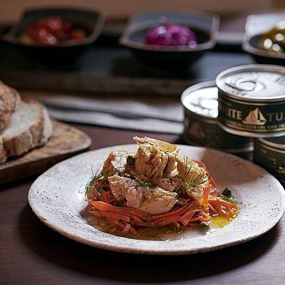 オリーブオイルツナソリッドと人参・きゅうりのマリネ