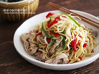 白だしで超簡単♡豚こまで塩焼きそば