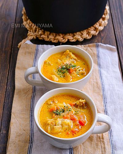 無水で旨味凝縮！絶品！ホロホロ手羽元のココナッツカレースープ ⁡